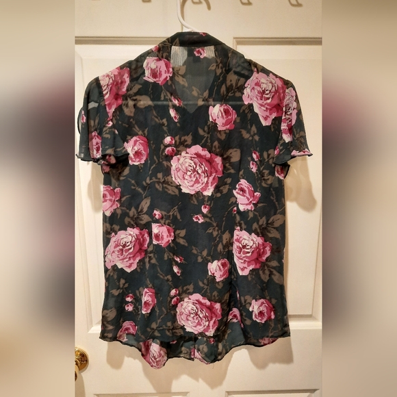 Converse One Star Blouse Womans Large Gray Floral Ruffle Button Down - Picture 8 of 12